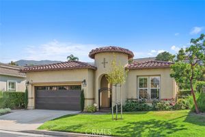 9169 WOODED HILL DR, CORONA, CA