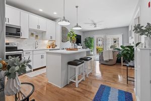 12302 PETERS FARM WAY # 302, WESTBOROUGH, MA