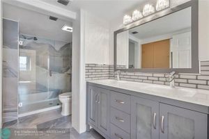 7866 TRENT DR # 302, TAMARAC, FL