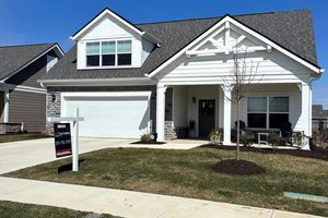 2460 COLLINS DR, WESTFIELD, IN