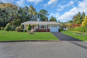 11 VERMONT WAY, WHITING, NJ