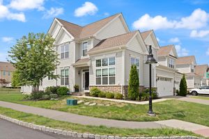 1 LANSING WAY # 1, MILLIS, MA