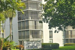 20400 W COUNTRY CLUB DR APT 711, AVENTURA, FL