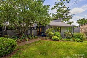 405 CROWFIELDS DR, ASHEVILLE, NC