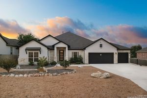 641 VALE CT, NEW BRAUNFELS, TX
