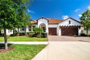 16913 CLEAR CORK DR, WIMAUMA, FL