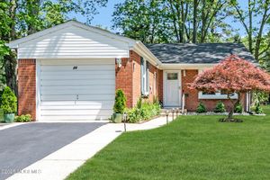 29 BOWIE DR, WHITING, NJ