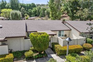 26335 OAKSPUR DR B, NEWHALL, CA