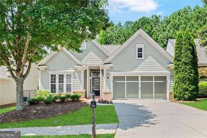 6452 AUTUMN CREST LN, HOSCHTON, GA