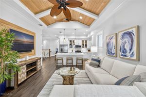 6541 DOMINICA DR UNIT 201, NAPLES, FL