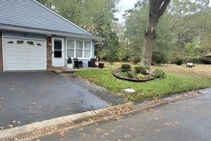 27 CROCUS LN B, WHITING, NJ