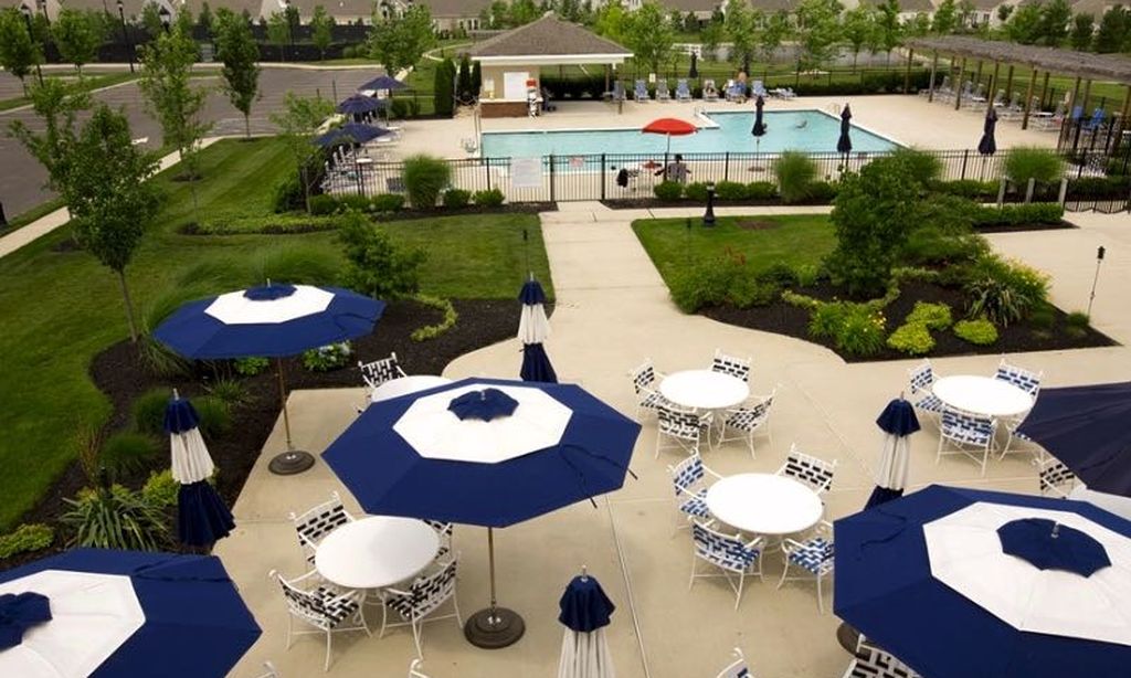 Outdoor Pool & Patio