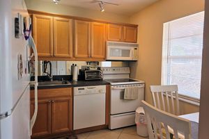 3 ABBEY LN APT 103, DELRAY BEACH, FL