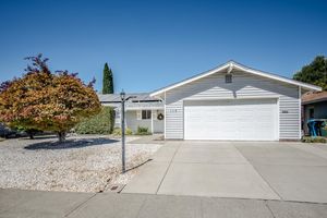 115 RAINIER CIR, VACAVILLE, CA