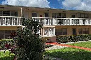 21 BERKSHIRE A # 21A, WEST PALM BEACH, FL