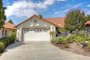 1089 RIDGE HEIGHTS DR, FALLBROOK, CA