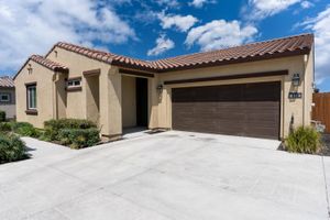 860 FRITZ DR, LOS BANOS, CA