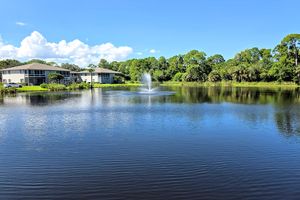 4 LAKE VISTA TRL APT 202, PORT SAINT LUCIE, FL