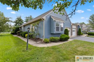 29 ETHAN ALLEN DR B, MONROE, NJ