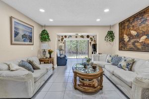6738 MOONLIT DR, DELRAY BEACH, FL