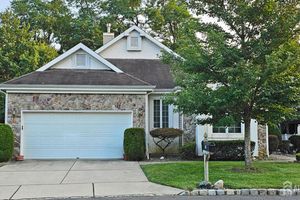 12 WHITEHALL RD, MONROE, NJ