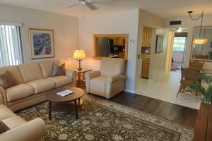 3160 LAKE OSBORNE DR 107, LAKE WORTH BEACH, FL