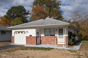 32 FORT DE FRANCE AVE, TOMS RIVER, NJ