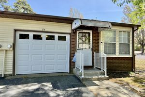8B DEERFIELD DR, WHITING, NJ