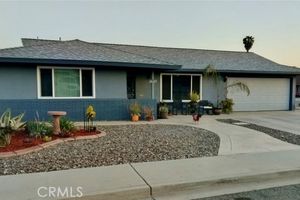 1621 W MONTROSE AVE, HEMET, CA