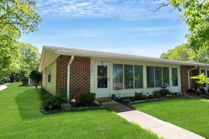 192 VENTRY CT A, RIDGE, NY
