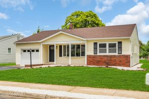 5 EASTON RD, TOMS RIVER, NJ