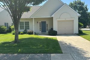 48 WAGON WHEEL LN, COLUMBUS, NJ