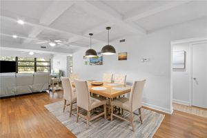 25 PLANTATION DR APT 206, VERO BEACH, FL