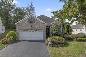 24 FRIESAN CT, MANALAPAN, NJ