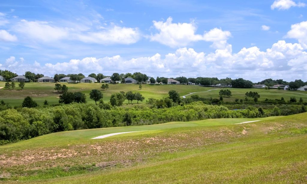 18-Hole Sanctuary Ridge Golf Course