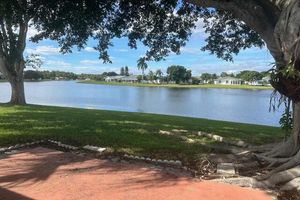 5195 NICHOLAS DR, WEST PALM BEACH, FL