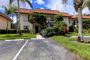 7214 GOLF COLONY CT APT 101, LAKE WORTH, FL