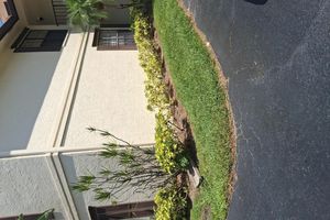 3353 JOG PARK DR, GREENACRES, FL