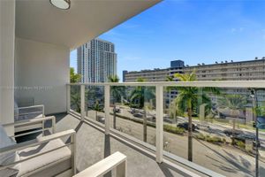 1880 S OCEAN DR 503, HALLANDALE BEACH, FL