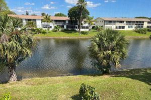 119 CAMDEN F, WEST PALM BEACH, FL