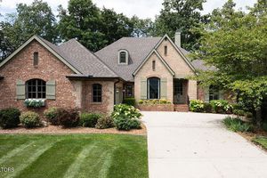131 MOUNTAIN VIEW DR, CROSSVILLE, TN