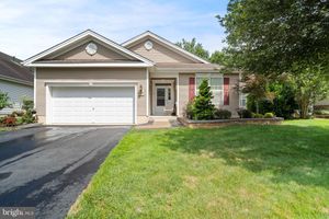 113 LAKELAND DR, BARNEGAT, NJ