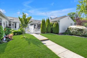 186 REVERE DR, SAYVILLE, NY