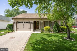 48 DUNSTABLE RD, SOUTHAMPTON, NJ