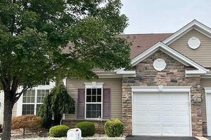35 TIMBER HILL DR, MONROE, NJ