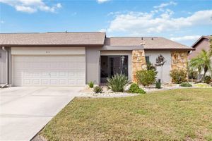 613 CHESTNUT LN, ENGLEWOOD, FL