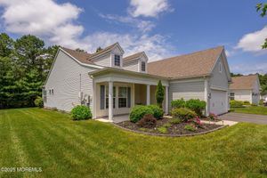 5 GAINSBOROUGH LN, MANCHESTER, NJ