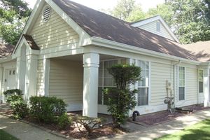 9 GLEN DR, RIDGE, NY