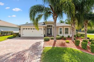 10404 SILVER MAPLE AVE, OXFORD, FL