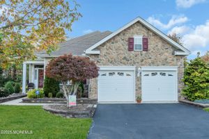 19 WINDY REEF CT, BARNEGAT, NJ